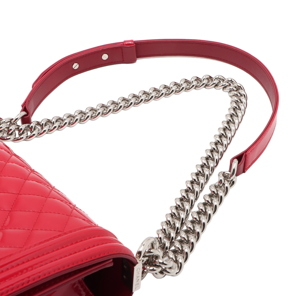 Pre-Loved Chanel Old Medium Quilted Patent Acrylic Boy Flap - Picture 10 of 10